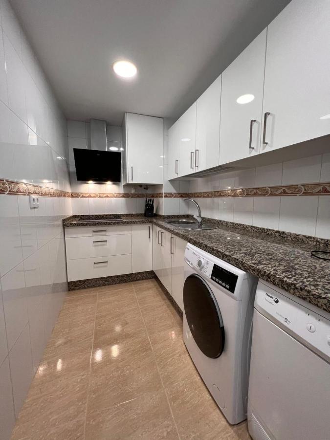 Torremolinos Centro - Beautiful , Newly Renovated 2 Bedroom Apartment Exterior photo