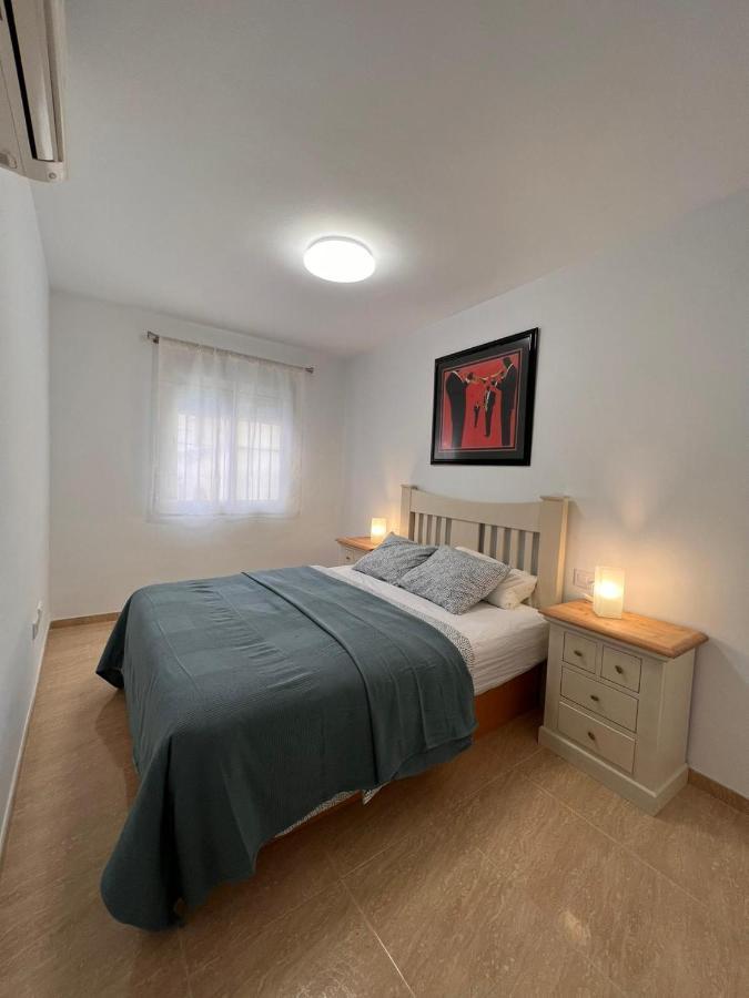 Torremolinos Centro - Beautiful , Newly Renovated 2 Bedroom Apartment Exterior photo