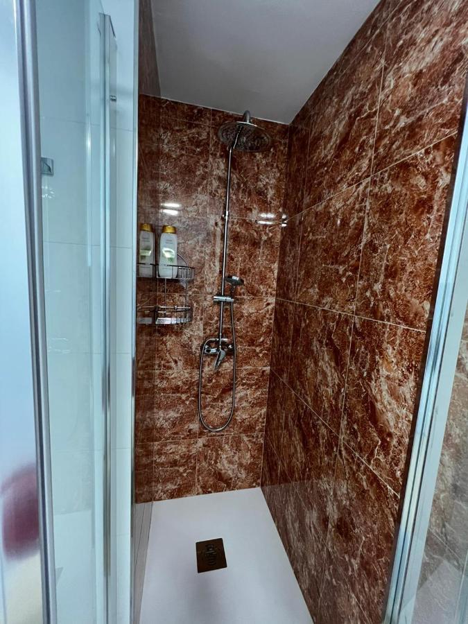 Torremolinos Centro - Beautiful , Newly Renovated 2 Bedroom Apartment Exterior photo